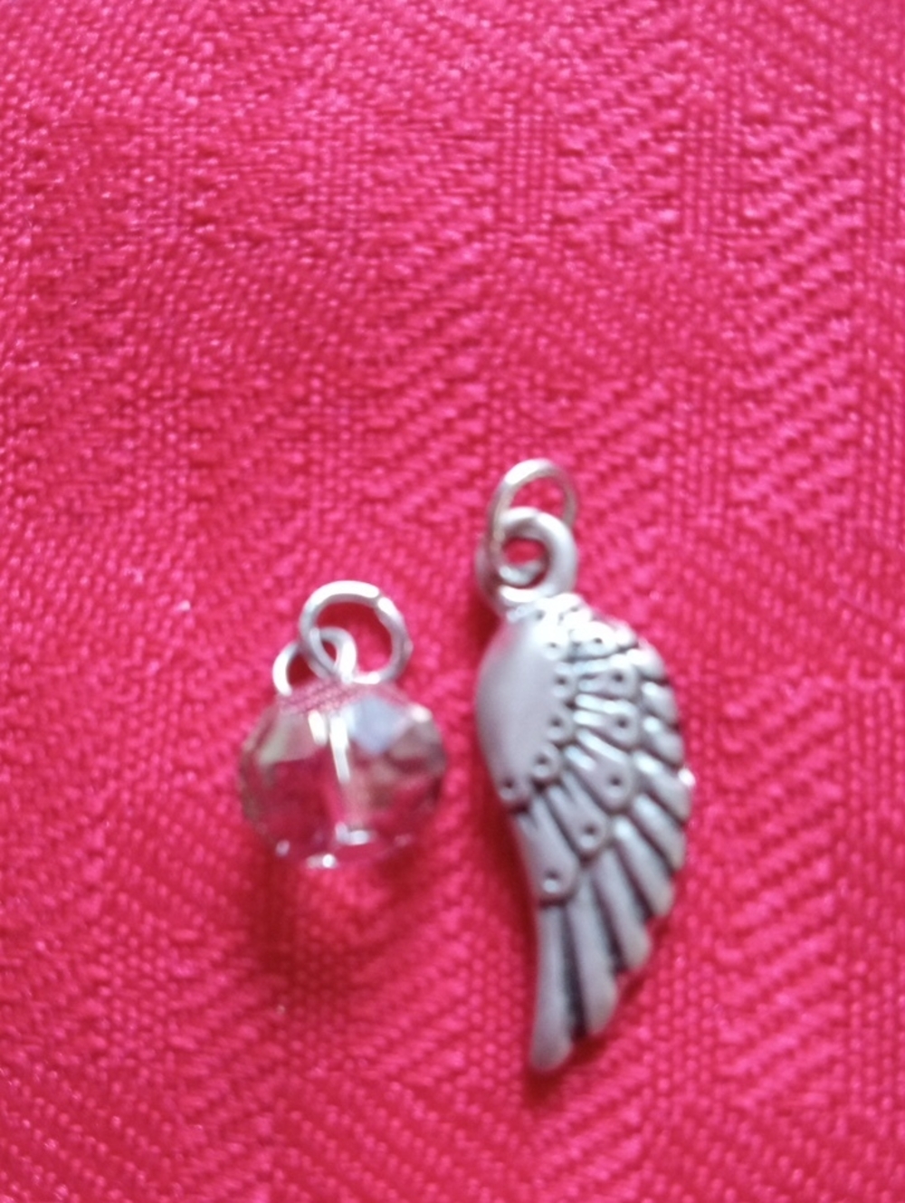 Brand New Grasslands Road Silver Tone Wing and Clear Crystal Charm Pendant Set